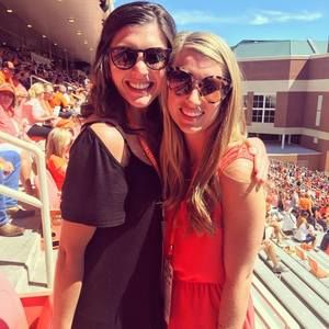 Meet your Posher, Angelea